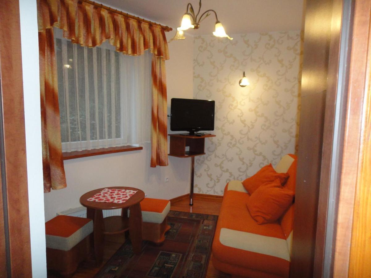 Mirex Hotel Криница-Здруй Екстериор снимка